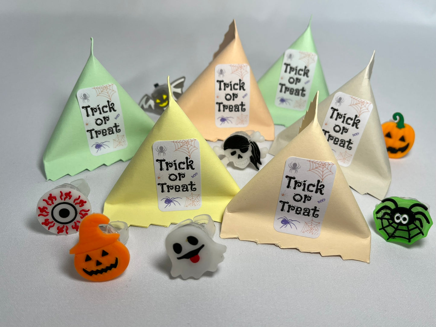 Trick or Treat Halloween Ring