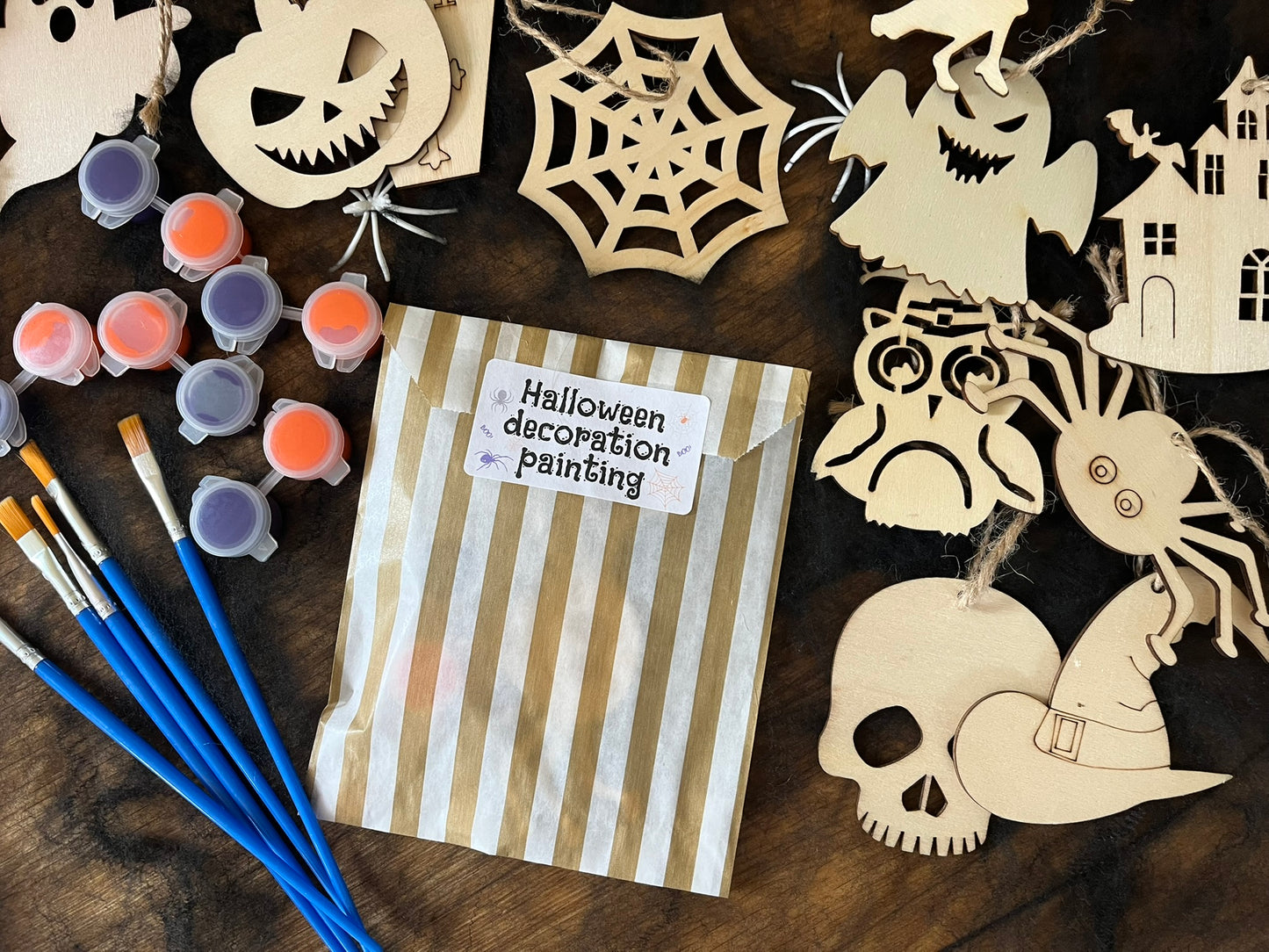 5 x Wooden Halloween Painting Decoration Sets